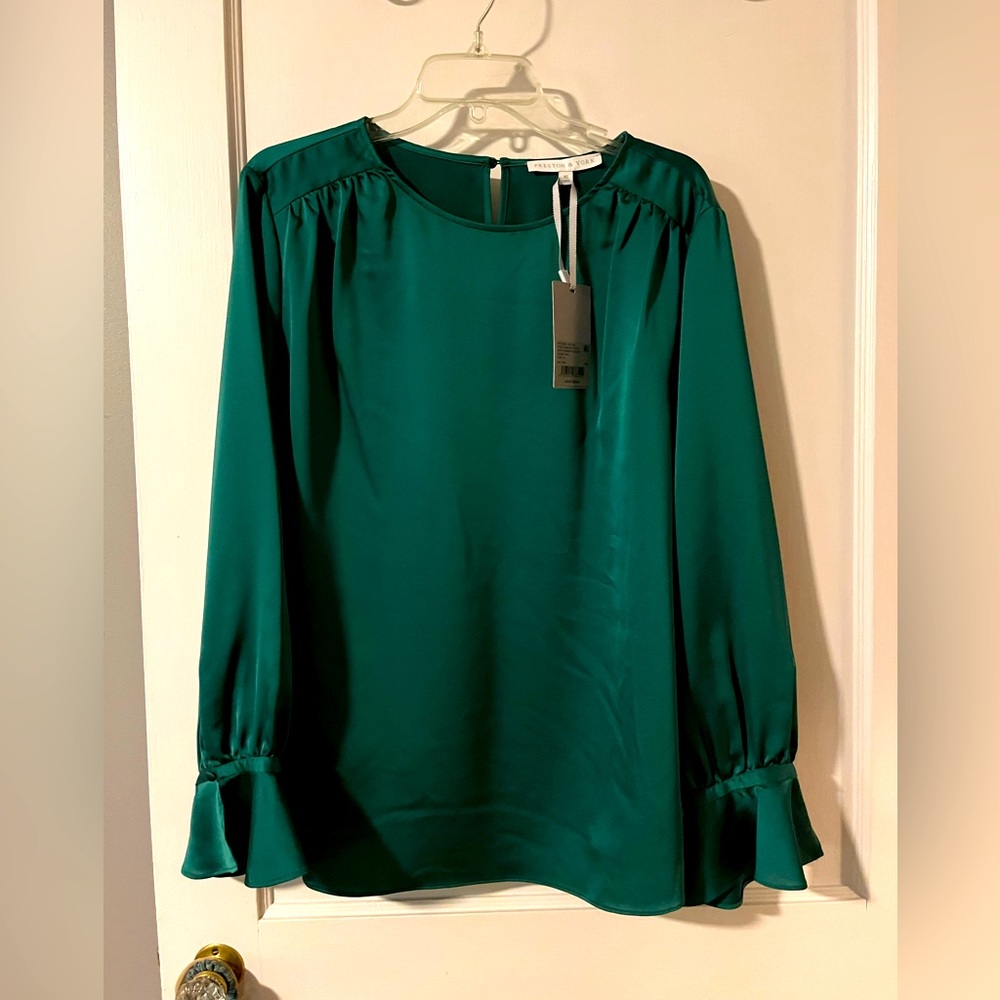 Women’s NWT long sleeve green satin blouse, XL, by Preston & York